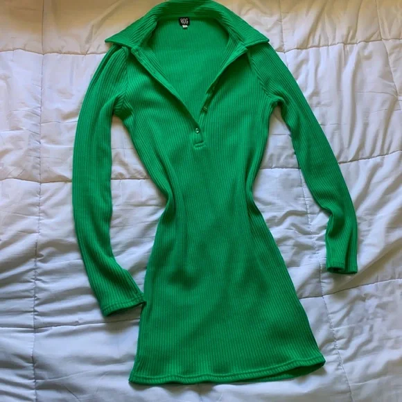 green ribbed collar dress Green Peter Pan Collar Cord Cassis Mini Dress